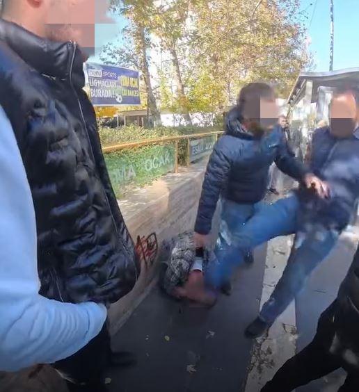 He first beat the person who messaged his aunt to arrange a meeting, then shot him