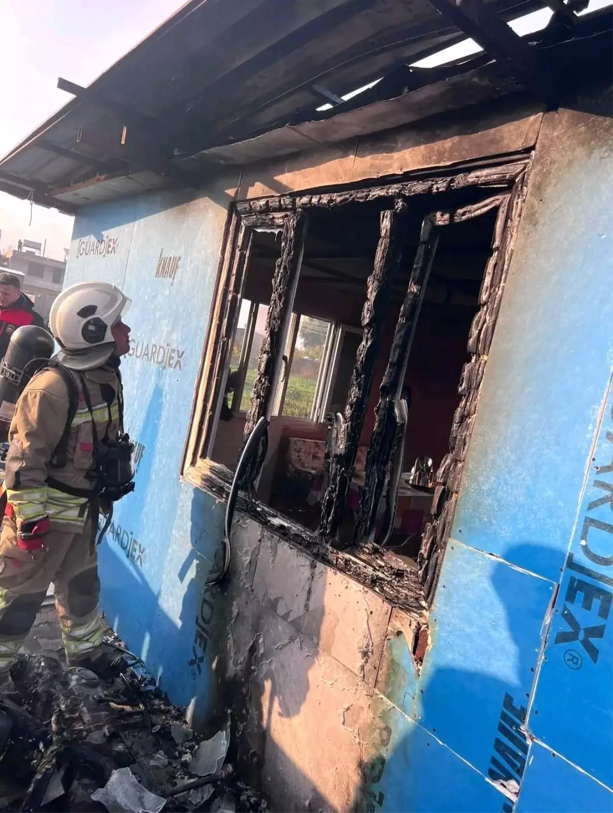 Antakya'da müstakil ev yandı