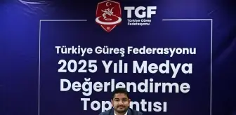 Federasyon başkanı Taha Akgül'den 'kadın güreşine' övgü Açıklaması
