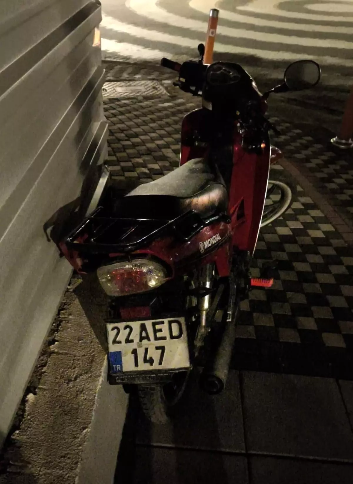 Keşan'da motosiklet ile otomobil çarpıştı: 1 yaralı