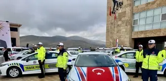 Kırşehir'de jandarma ve emniyet teşkilatına tahsis edilen 87 yeni araç hizmete alındı