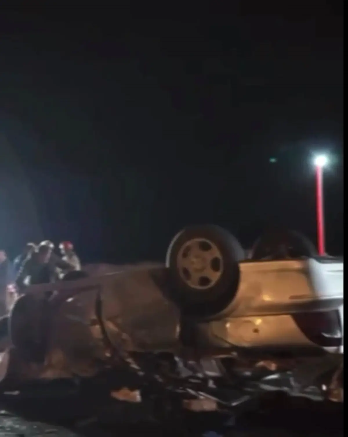 Ankara'da Otomobil TIR'a Çarptı: 1 Ölü, 3 Yaralı