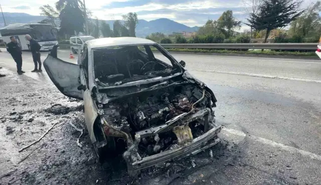 Звезда Суперлиги чудом избежал смерти! Его автомобиль загорелся