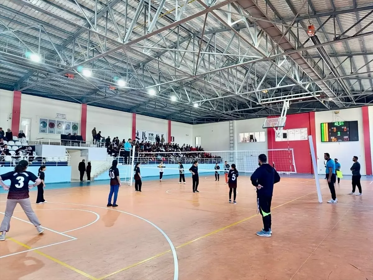 Sason'da voleybol turnuvası yapıldı