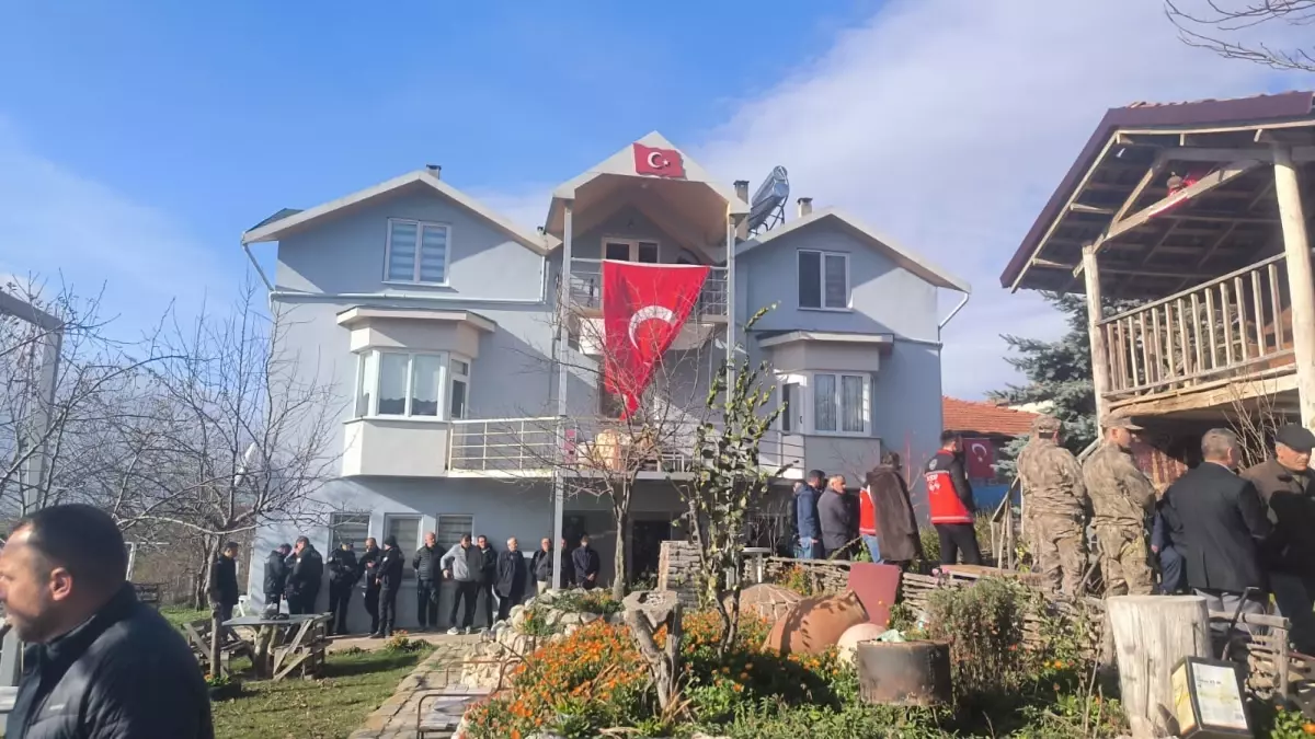 Şehit polis memurunun ailesine acı haber verildi