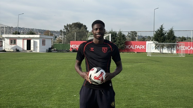 Süper Lig ekibinin yıldızı ölümden döndü! Aracı alev yandı