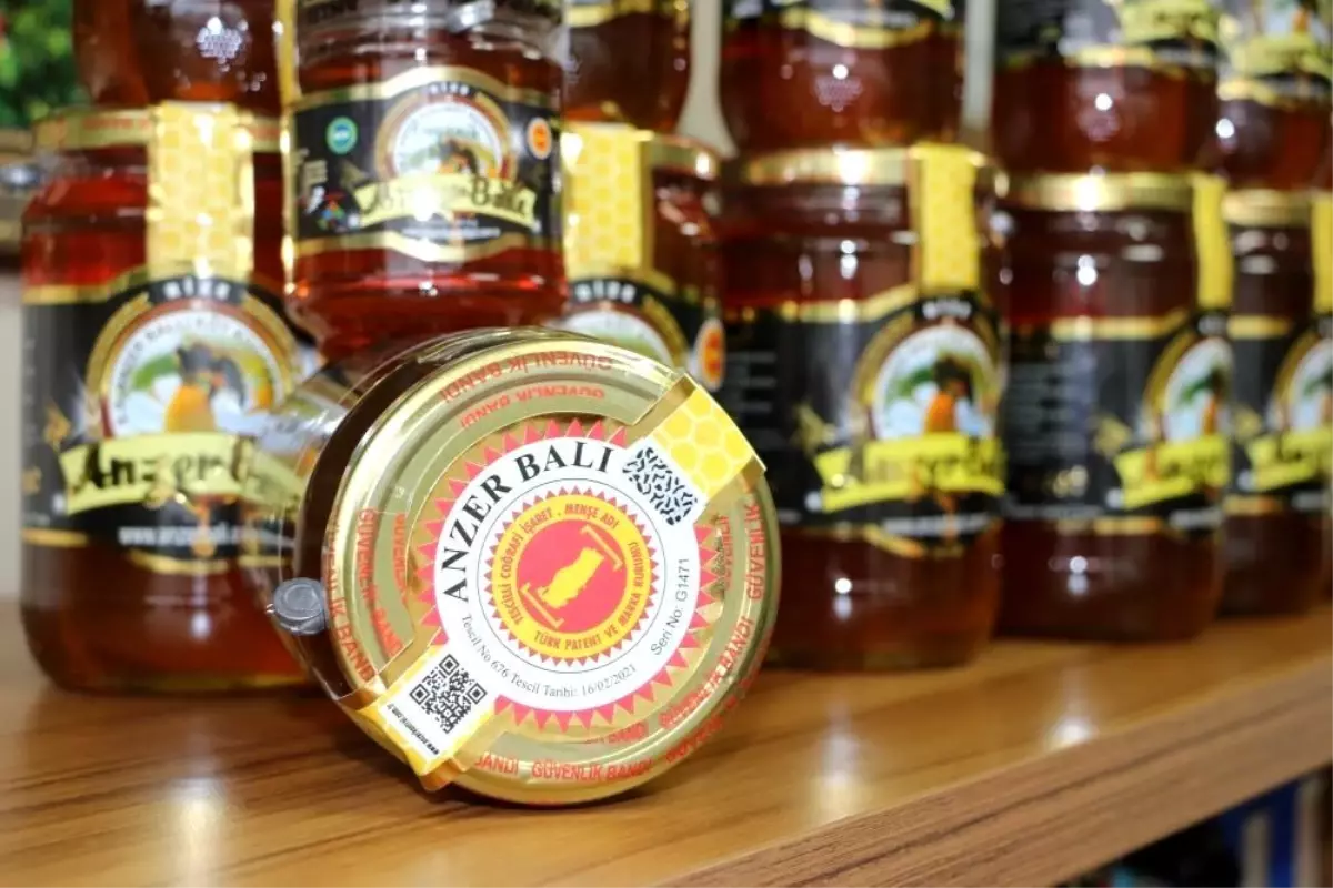 Yılda 10 ton üretiliyor, 100 ton sahtesi satılıyor