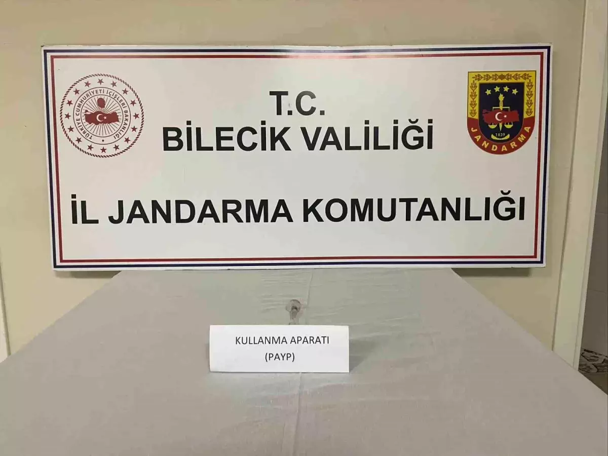 Bilecik'te 'Dur' ihtiyarına araç içinden payp çıktı