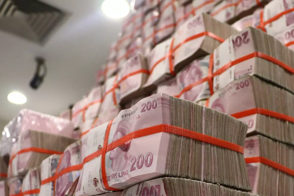 Dev operasyon! 2 milyar TL'lik servete el konuldu