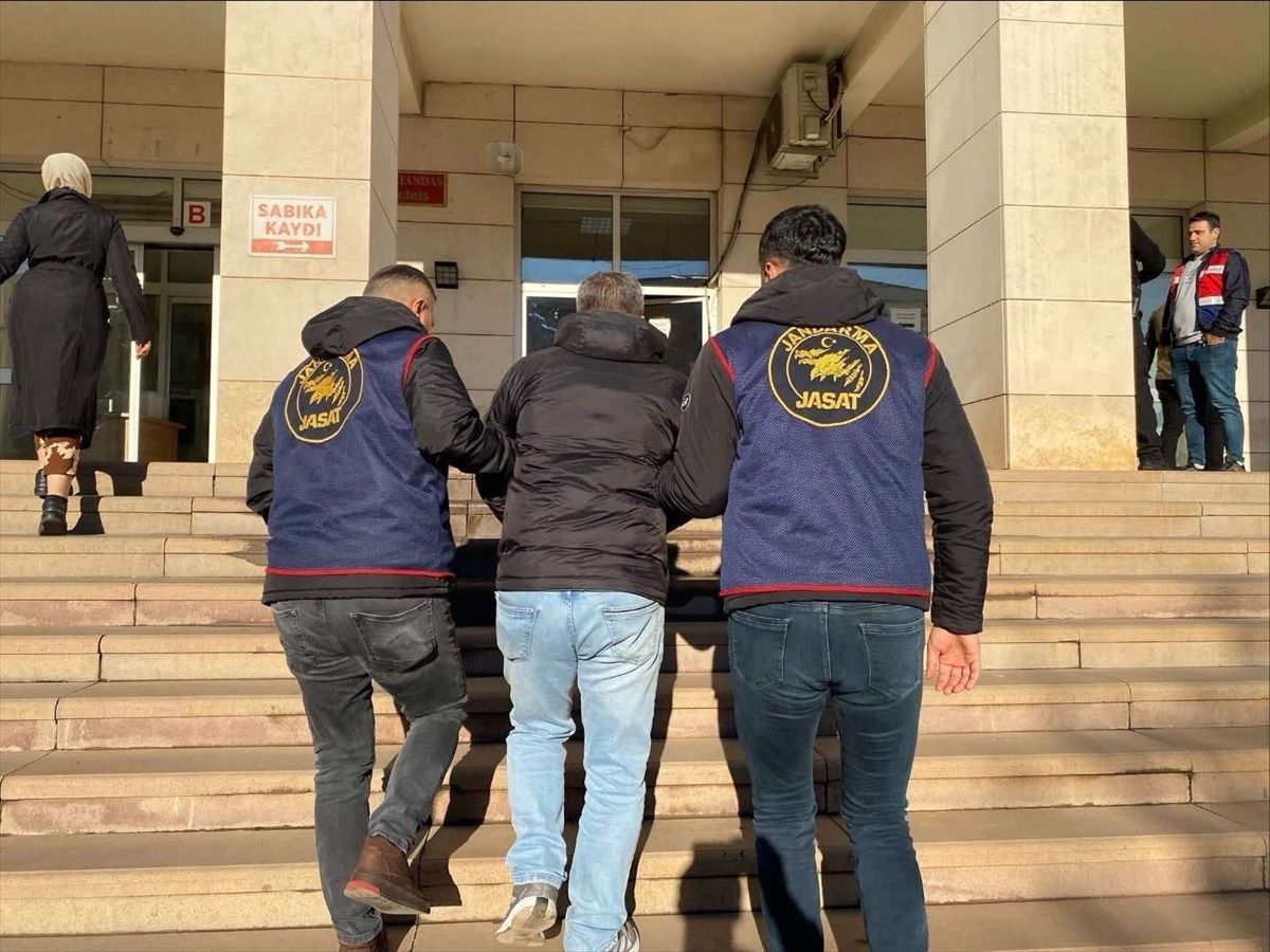 Diyarbakır'da çeşitli suçlardan aranan 120 kişi yakalandı