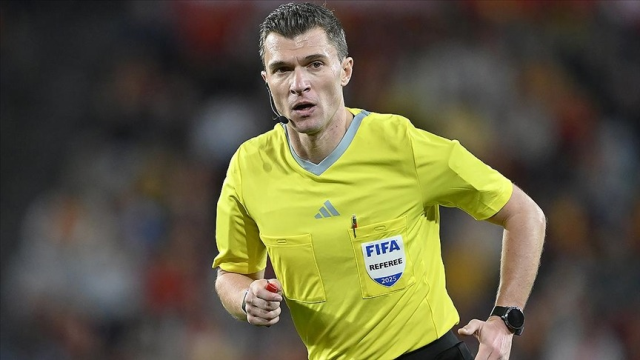 Fenerbahçe ve Samsunspor'un UEFA maçlarının hakemleri belli oldu Fenerbahçe ve Samsunspor'un UEFA maçlarının hakemleri belli oldu