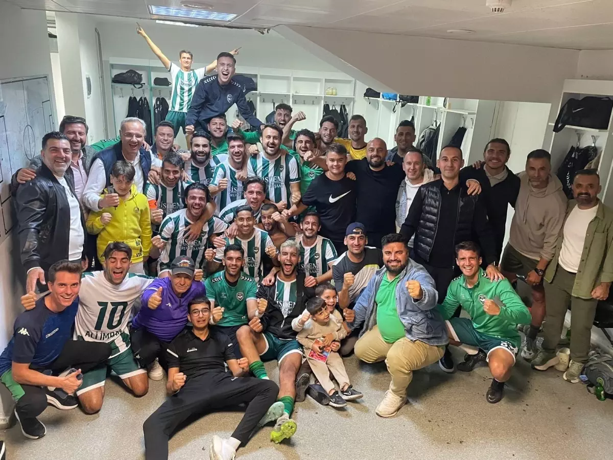 Gaziemir Spor İzmirspor'u Geçti, Liderliğini Sürdürdü