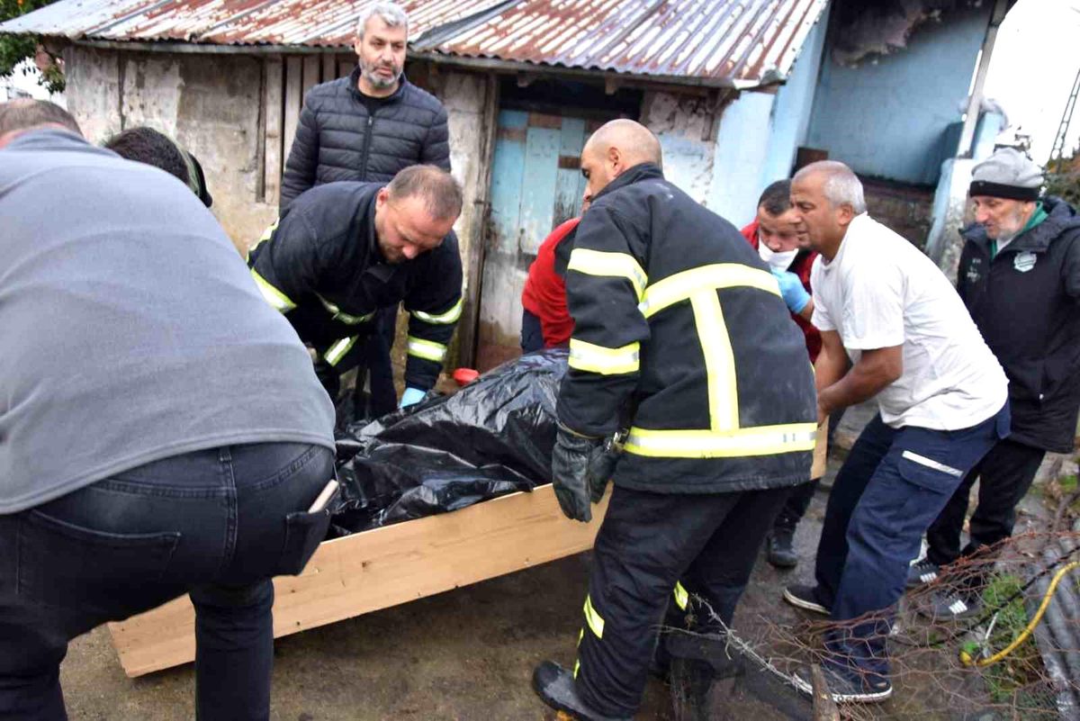 Giresun'da ev yangını: 1 ölü