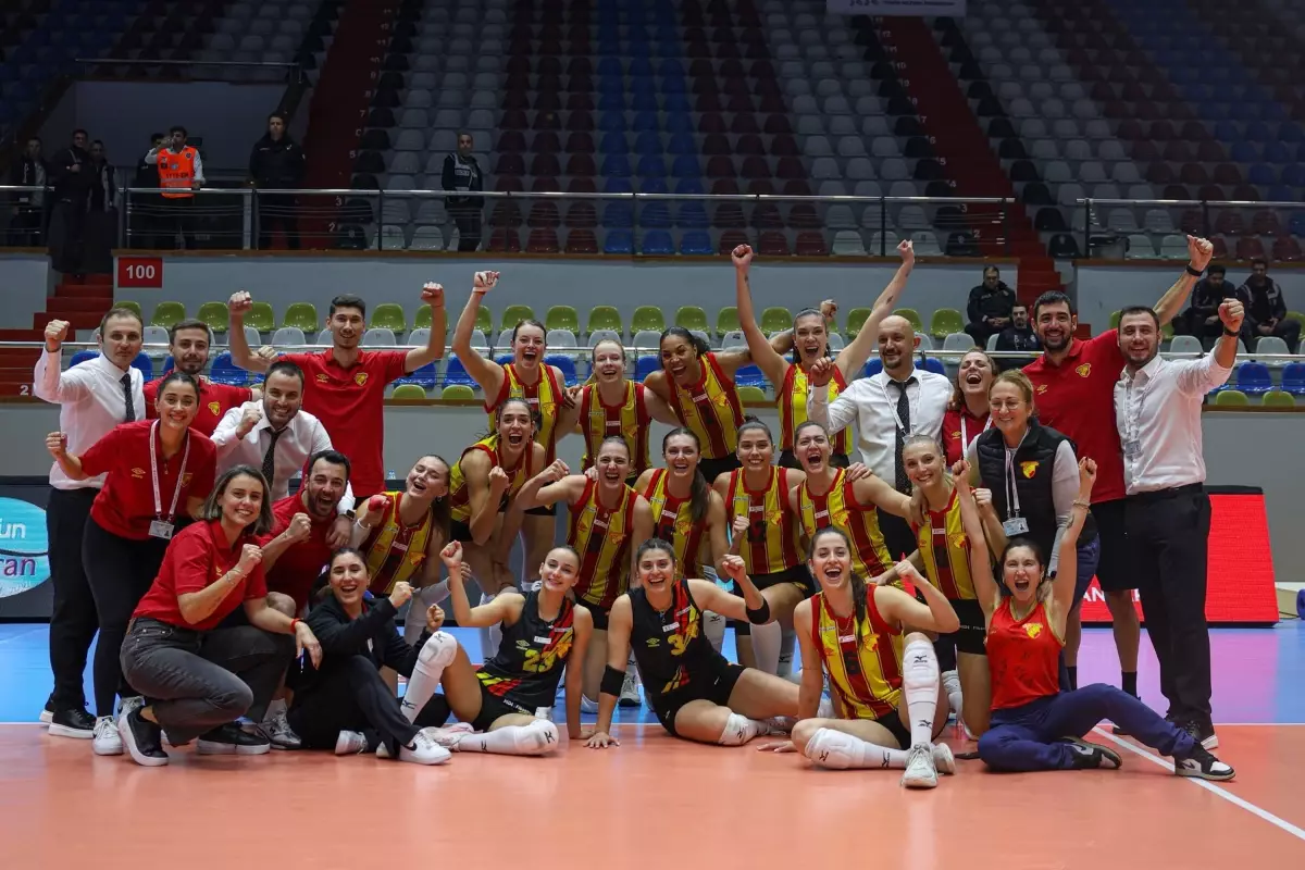 Göztepe voleybolda 2'de 2 peşinde