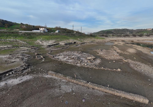 The image that best reflects the danger in Istanbul