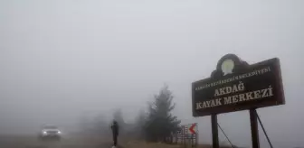 Ladik Akdağ Kayak Merkezi'nde sis etkili oldu
