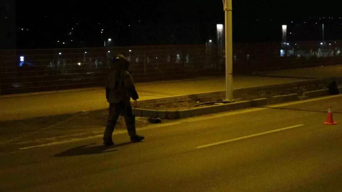 Malatya'da şüpheli çanta fünye ile patlatıldı