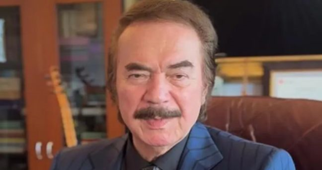 Orhan Gencebay kimdir? Orhan Gencebay kaç yaşında, nereli, kariyeri? Orhan Gencebay kimdir? Orhan Gencebay kaç yaşında, nereli, kariyeri?