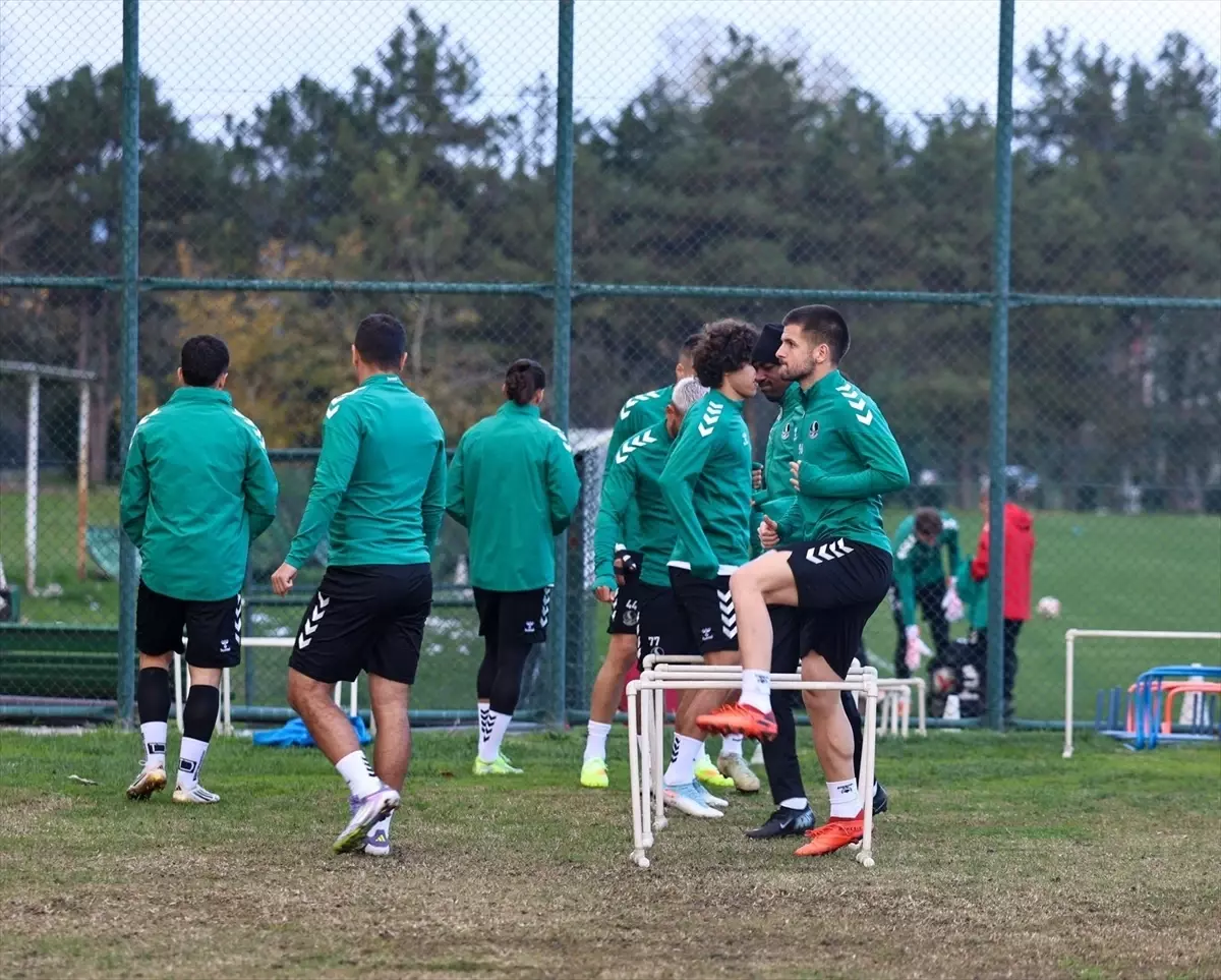 Sakaryaspor, Atakaş Hatayspor maçının hazırlıklarına başladı