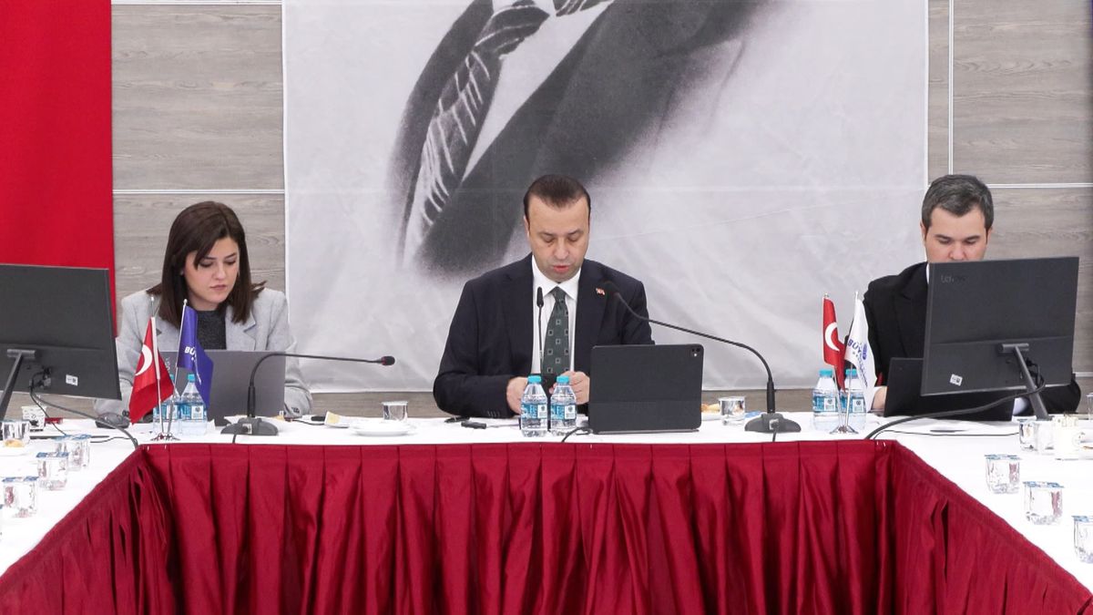 'Uygulama Bazlı Taksi Taşımacılığı' ihalesinin beşinci etabında 98 plaka satıldı