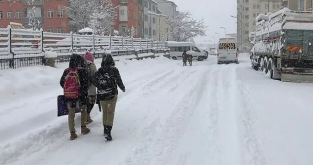 11 Aralık okullar tatil mi? Yarın okullar tatil mi? 11 Aralık Perşembe kar tatil olan iller 11 Aralık okullar tatil mi? Yarın okullar tatil mi? 11 Aralık Perşembe kar tatil olan iller