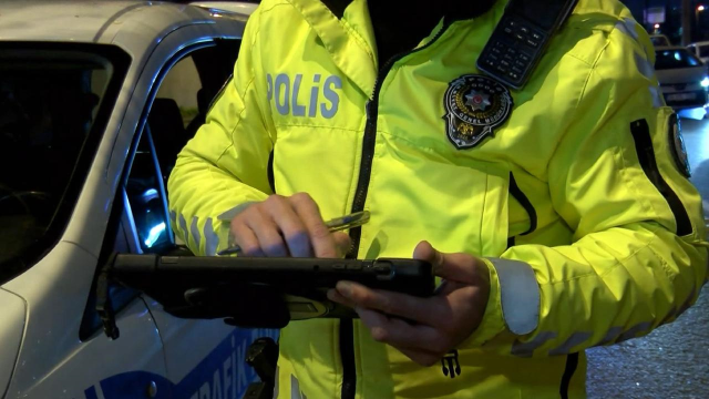 AYM'den emsal karar! Binlerce trafik cezası iptal edilebilir 3 aym den emsal karar binlerce trafik cezasi bu 19342607 8342 m