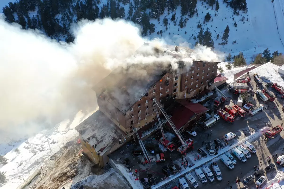 Bolu'daki Grand Kartal Otel yangını soruşturmasında 9 bürokrata yurt dışı çıkış yasağı
