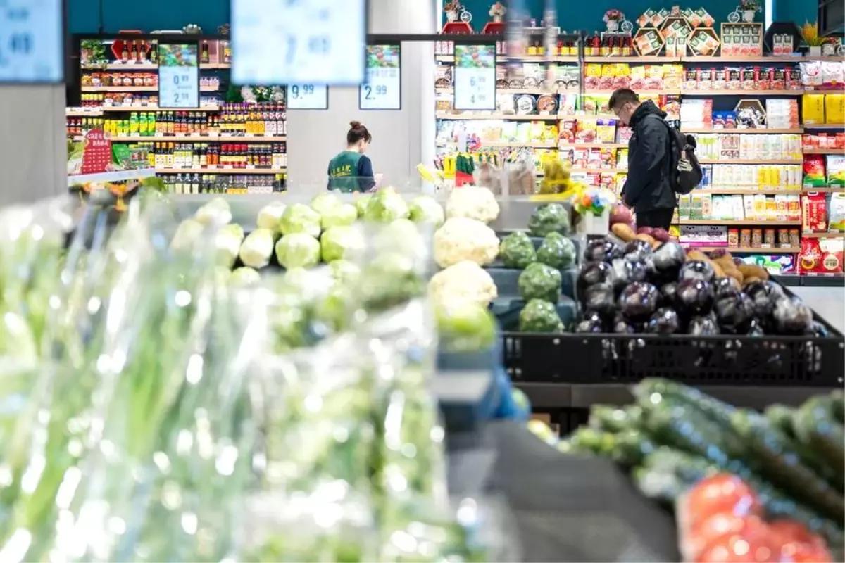 Çin'de Tüfe Kasımda Yüzde 0,7 Arttı