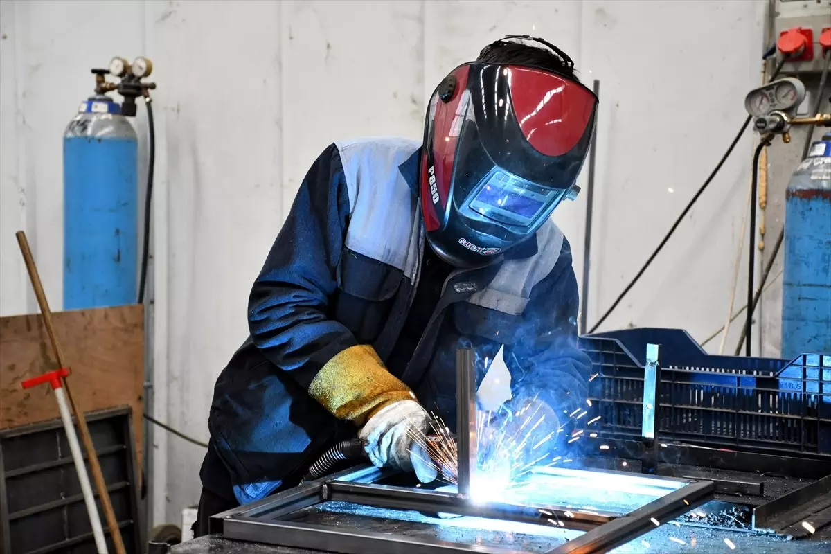 Düğününde eksiklik görerek girdiği sektörde 56 ülkeye ihracat yapıyor