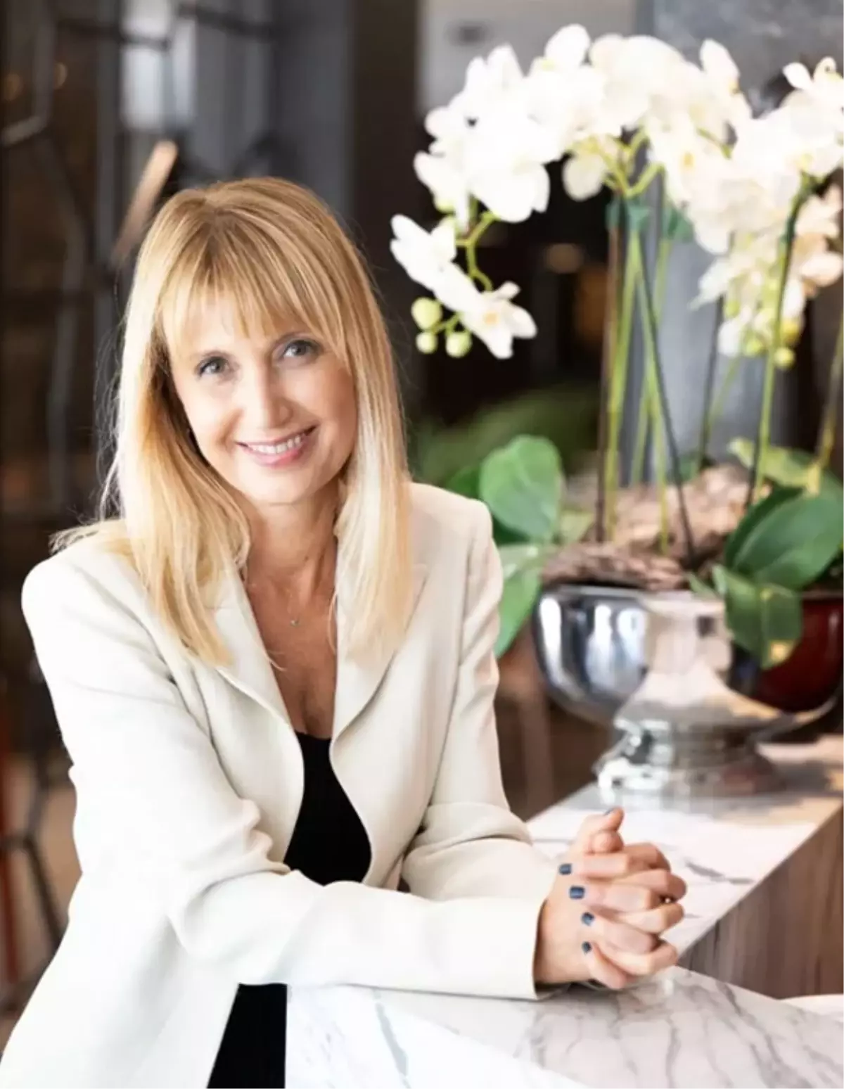 Gözlükten Kurtaran Yeni Teknoloji: İnsan Kollajeninden Lazerle Şekillendirilen Biyolojik Kontakt Lens