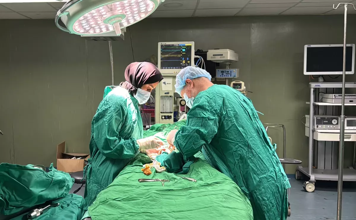 Hayrat Yardım Gazze'de Ameliyatlar Gerçekleştiriyor