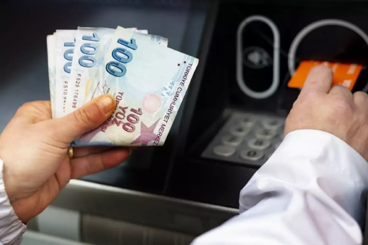 Karttan nakit avans çekenler yandı! Bankalar 'yüksek risk işareti' olarak değerlendiriyor
