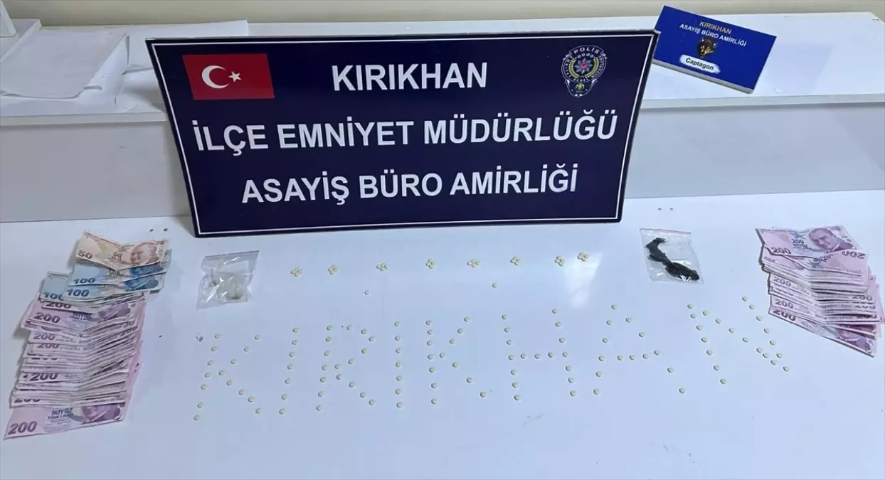 Kırıkhan ilçesinde 148 uyuşturucu hap ele geçirildi