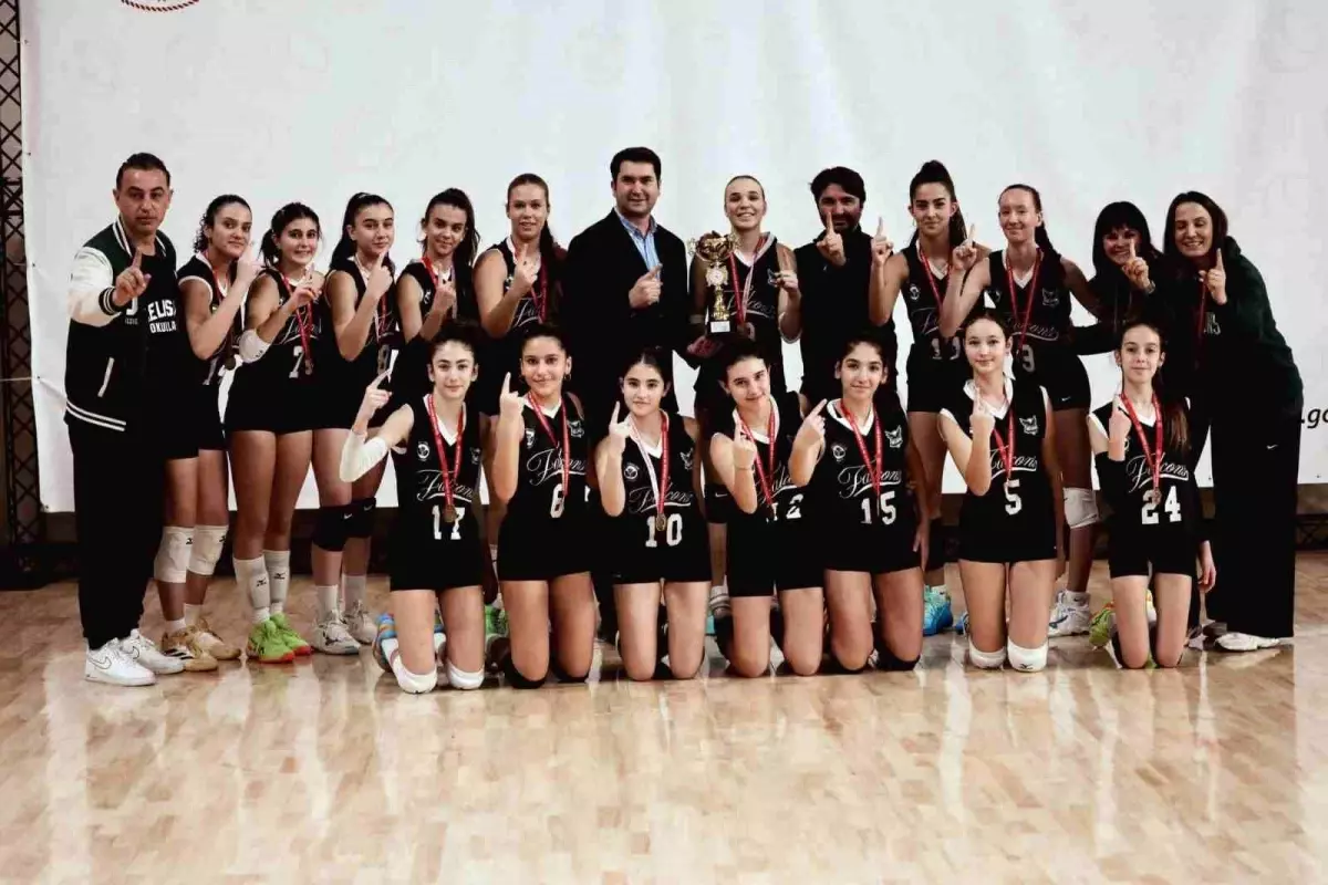 'Okul Sporları Voleybol Yıldız Kızlar' müsabakaları sonuçlandı