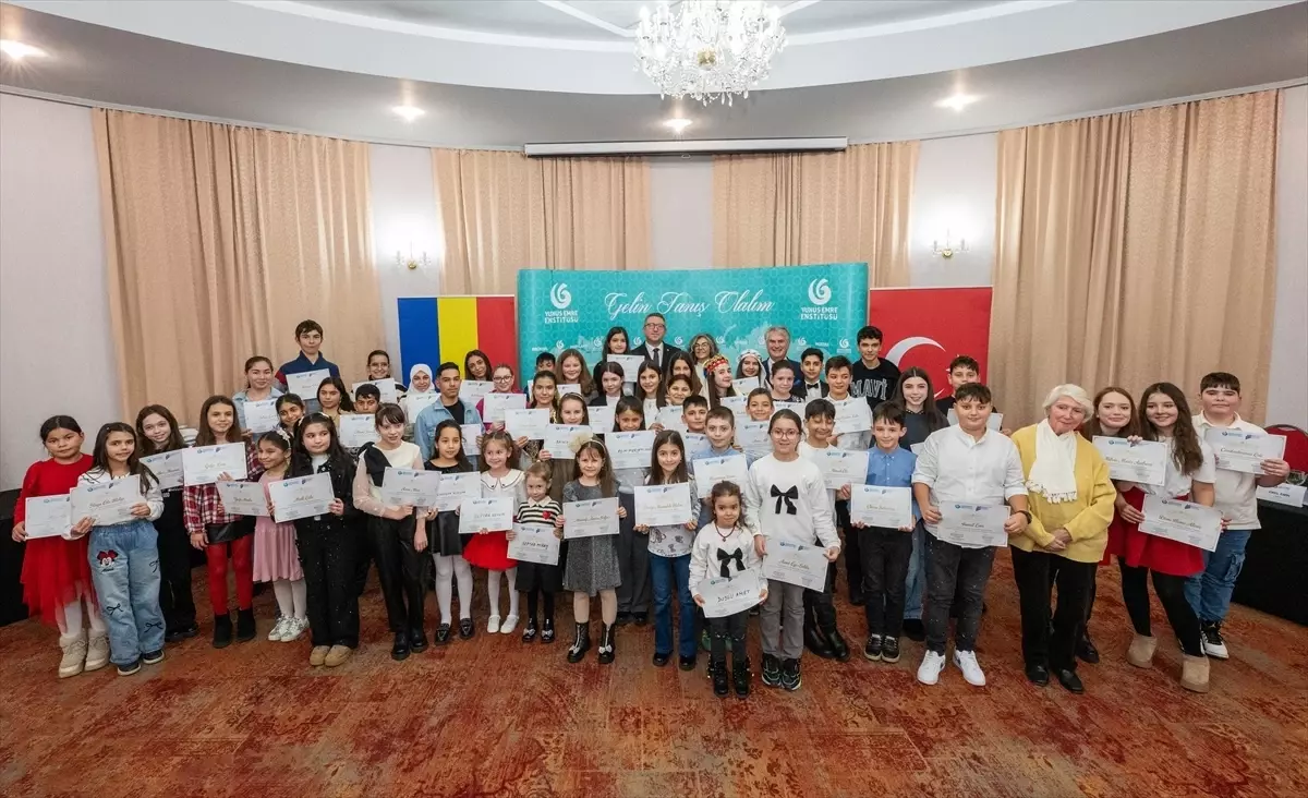 Romanya'da '11. Geleneksel Türkçe Şiir Okuma Yarışması' yapıldı