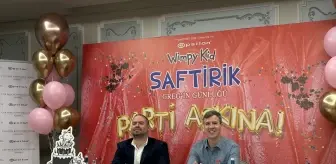 'Saftirik Greg'in Günlüğü' serisinin yazarı Jeff Kinney, çocuk edebiyatı hakkında konuştu