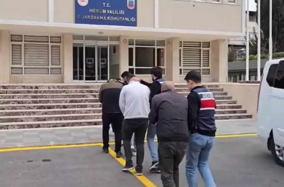 Sahte ilanla dolandırıcılık yapan 5 şüpheli tutuklandı