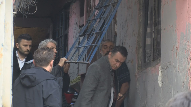 3 çocuğun can verdiği yangında anne ve baba hakkındaki detaylar şaşırttı 3 çocuğun can verdiği yangında anne ve baba hakkındaki detaylar şaşırttı