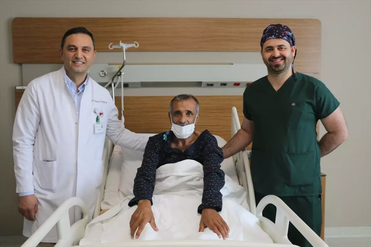 Adana'da karaciğer hastası kadavradan nakille hayata tutundu