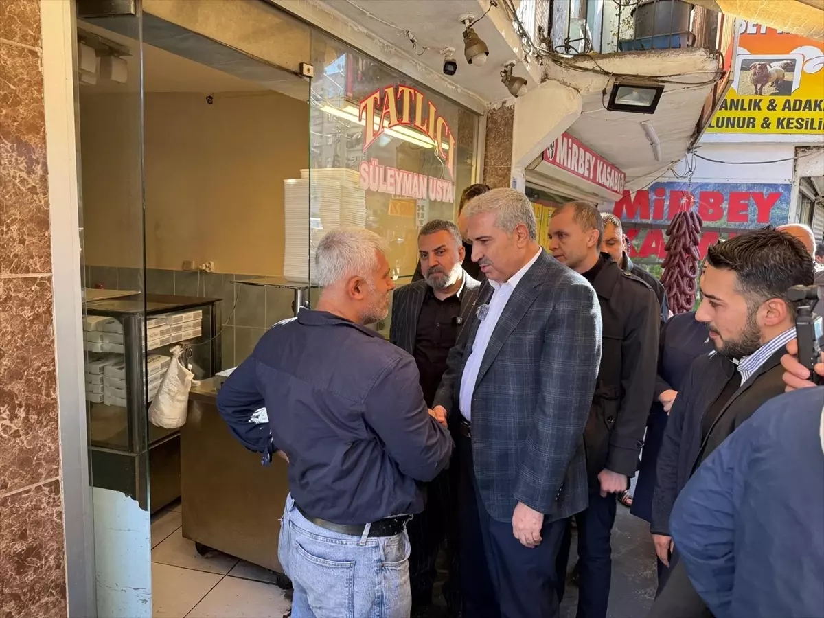 AK Parti Diyarbakır İl Başkanı Ömer İler, esnaf ve vatandaşları ziyaret etti