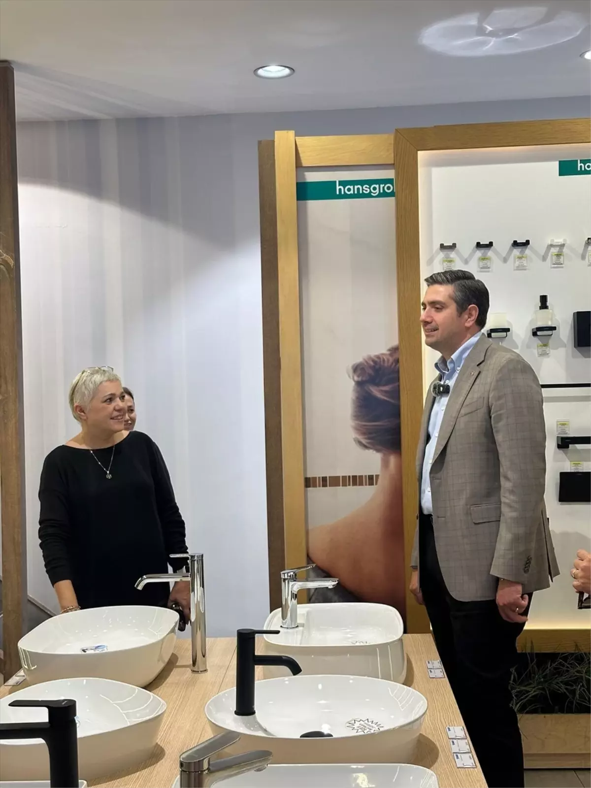 AK Parti Marmaris İlçe Başkanı Aravi esnaf ziyareti yaptı