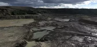 Arnavutköy'de İBB'nin rehabilitasyon çalışması yaptığı Mavi Göl yok oldu