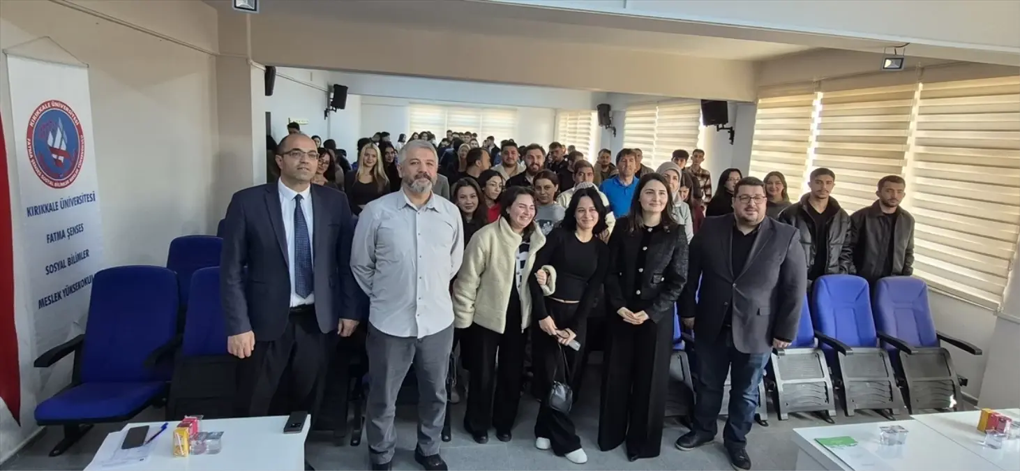 Bahşılı'da 'İnsan Hakları' konulu panel düzenlendi