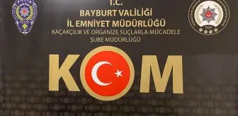 Bayburt'ta kaçakçılık operasyonlarında yakalanan 3 şüpheli hakkında adli işlem yapıldı