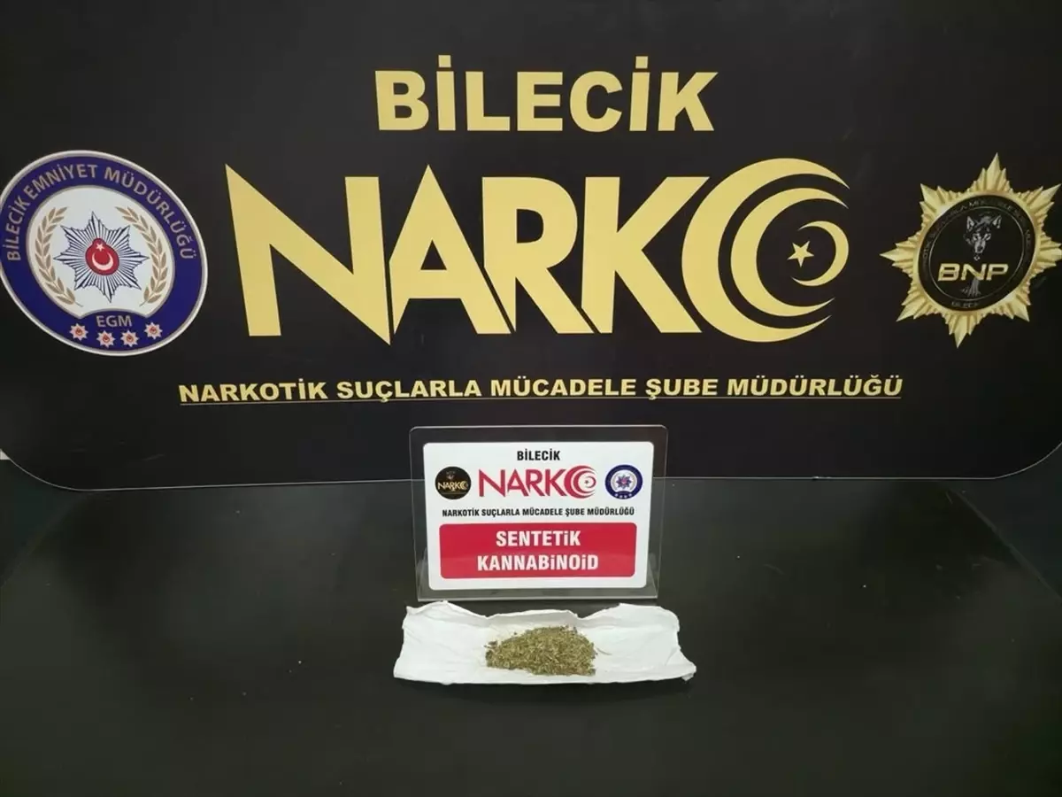Bilecik'te üzerinde uyuşturucu bulunan şüpheli yakalandı