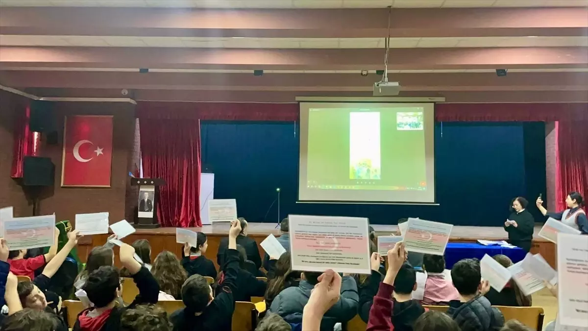 Bursalı öğrencilere Bakü'den mektup geldi