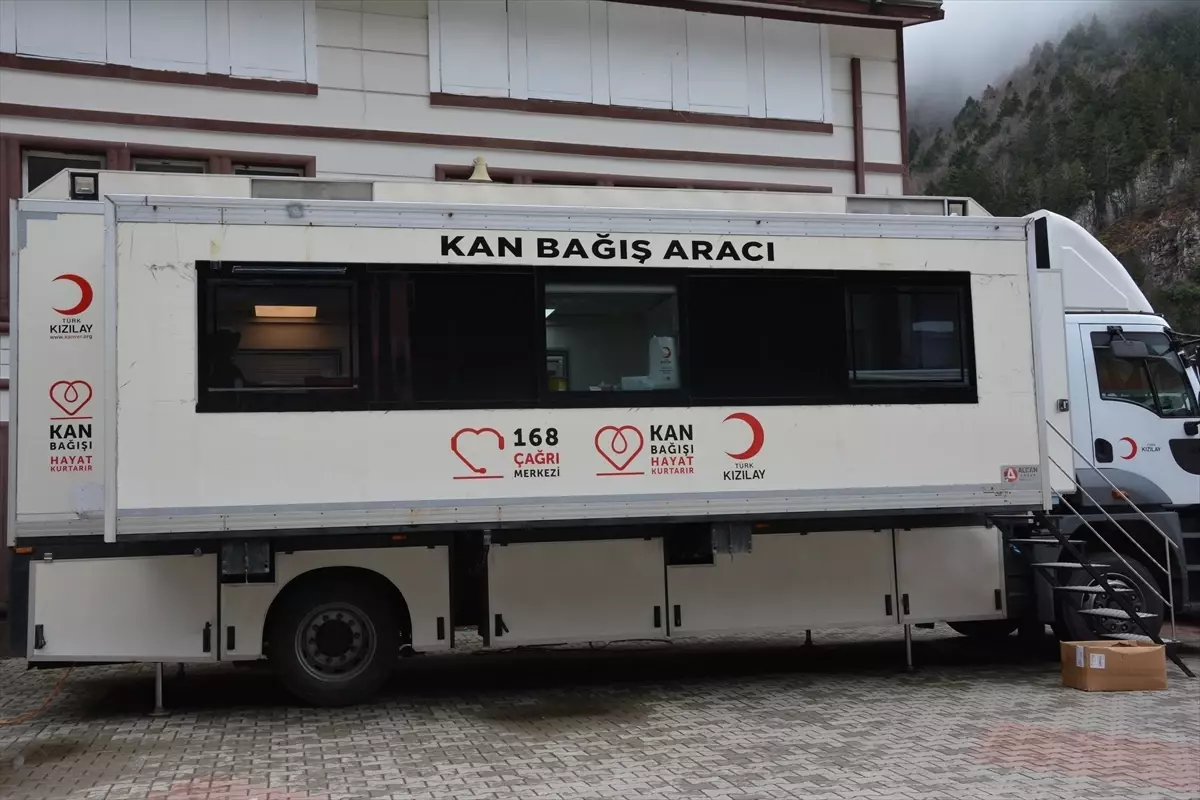 Çaykara'da kan bağışı kampanyası düzenlendi