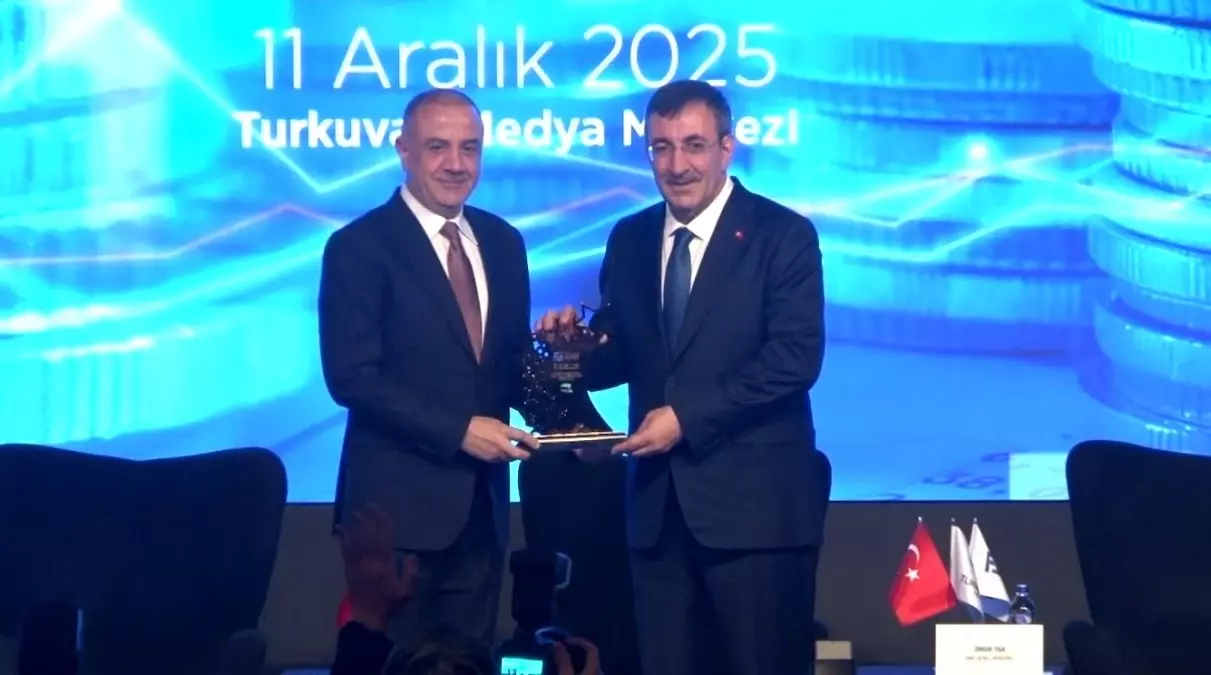 Cumhurbaşkanı Yardımcısı Yılmaz: 'IMF tahminlerinin gerçekleşmesi dahilinde dünyanın en büyük 16'ncı ülkesi olacağız'