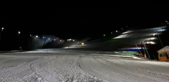 Depolanan kar ve suni karlamayla Palandöken'de kayak heyecanı başlıyor