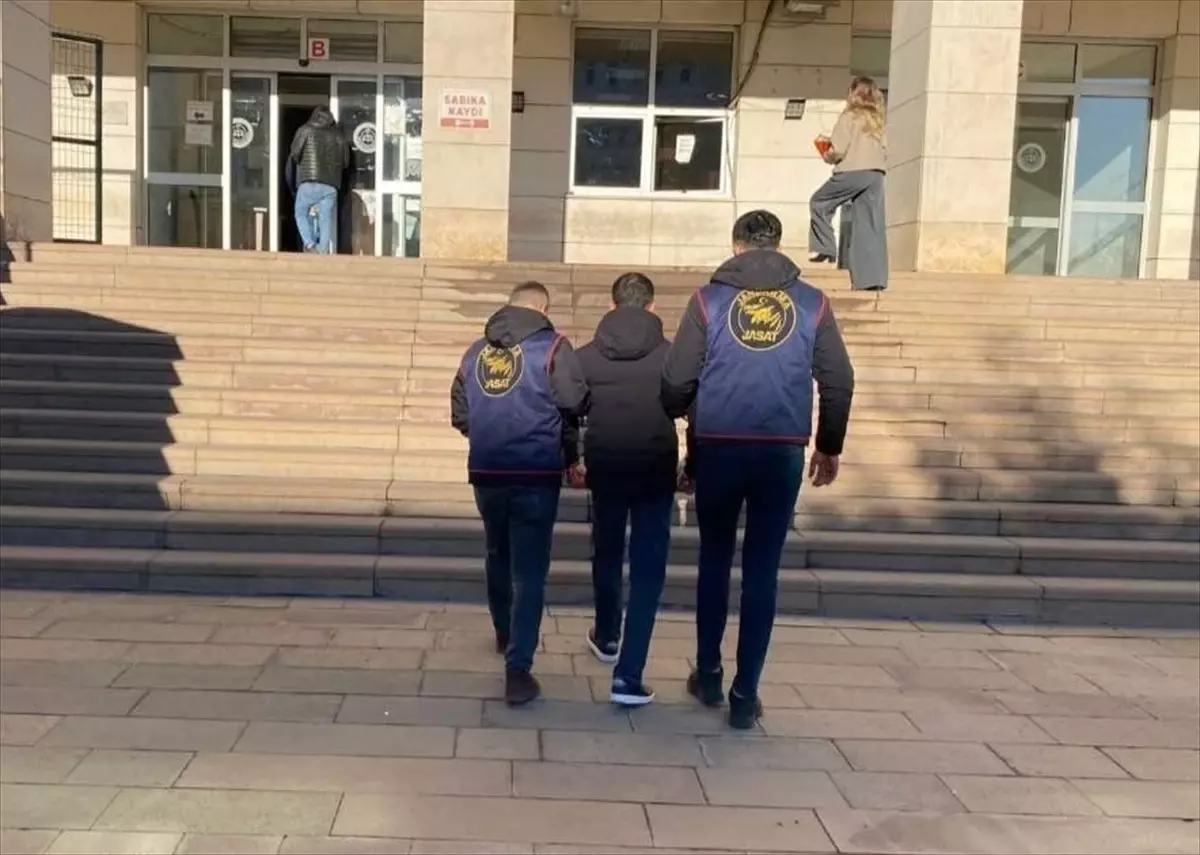 Diyarbakır'da çeşitli suçlardan aranan 89 kişi yakalandı